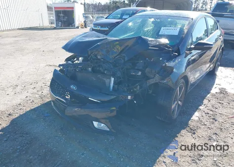 2017 Kia Forte Ex z USA, uszkodzony, nr VIN 3KPFL4A87HE104694